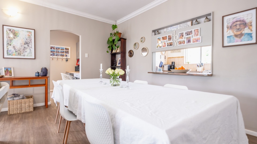 To Let 4 Bedroom Property for Rent in Denver Park Western Cape